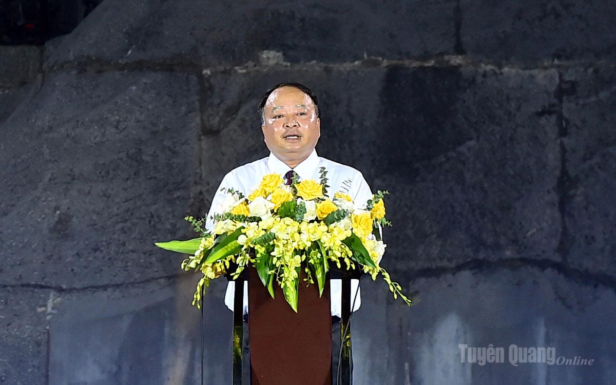 anh-khai-mac-dem-hoi-thanh-tuyen-2026-1_20260920223010.jpg