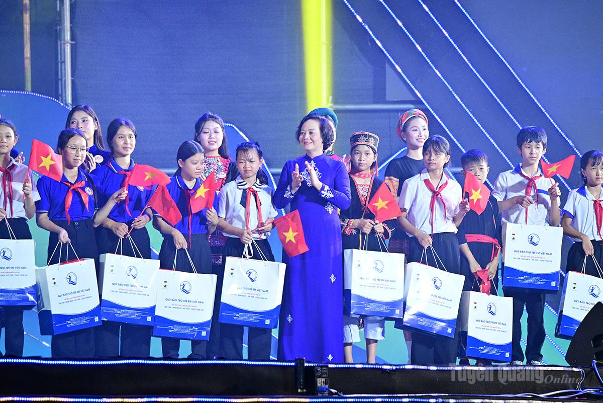 anh-dem-hoi-thanh-tuyen-5_20260920222731.jpg